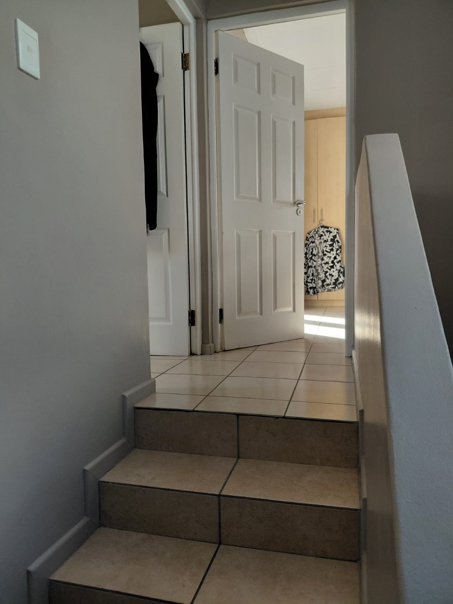3 Bedroom Property for Sale in Villa Diamante Western Cape